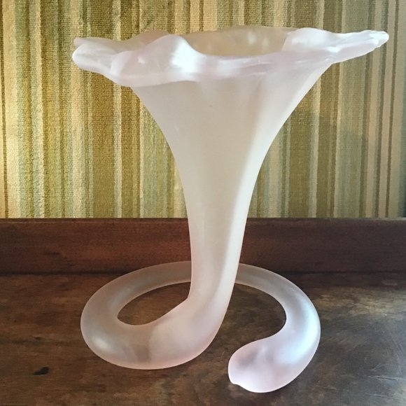 Art Nouveau Frosted Pink Art Glass Trumpet Vase - Picture 1 of 12